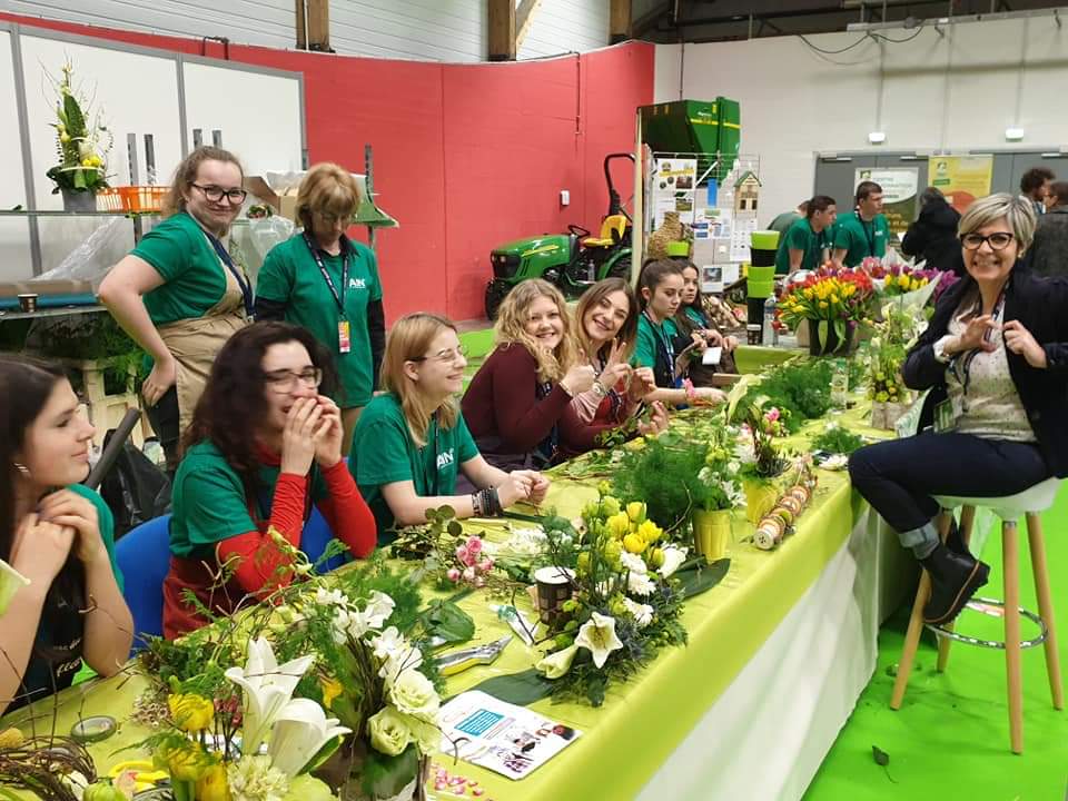 CfaCecof's tweet photo. Le salon Ain'Formations Orientation jour 2. Venez découvrir à @Ainterexpo01 nos formations du CAP au BTS 2/2 @Departement_AIN #Cecof #apprentissage https://t.co/bgvwHqBqYU