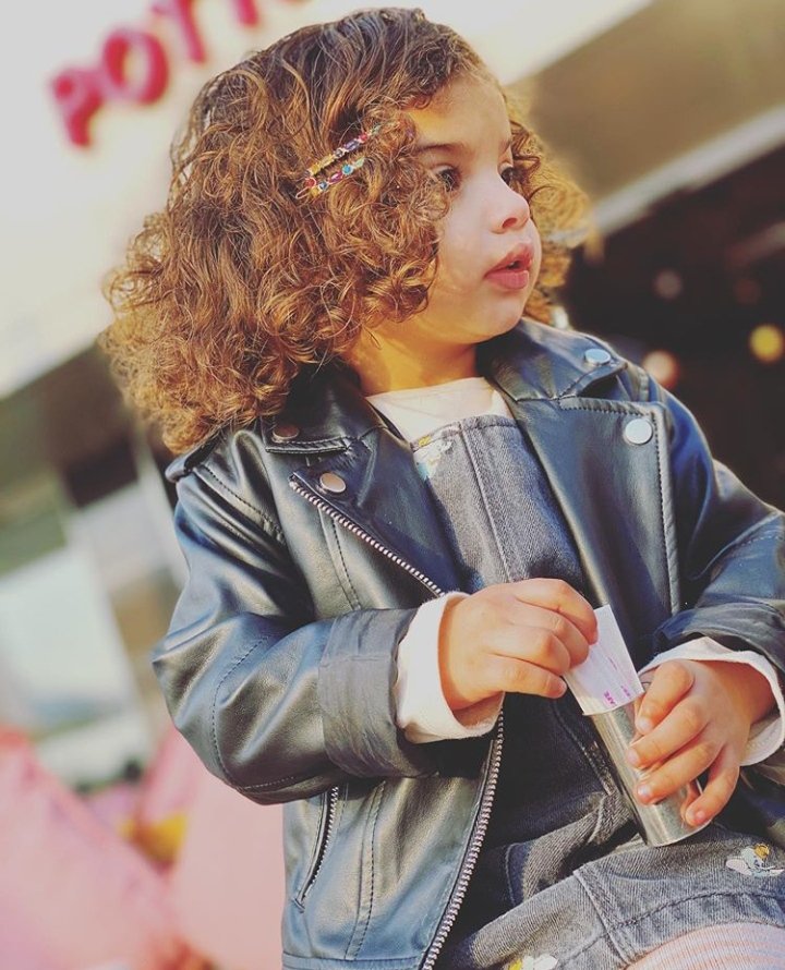 EsarMansour's tweet photo. 😍😍👑👑🌹🌹👼👼👑👑❤❤ https://t.co/gtd62f1pEM