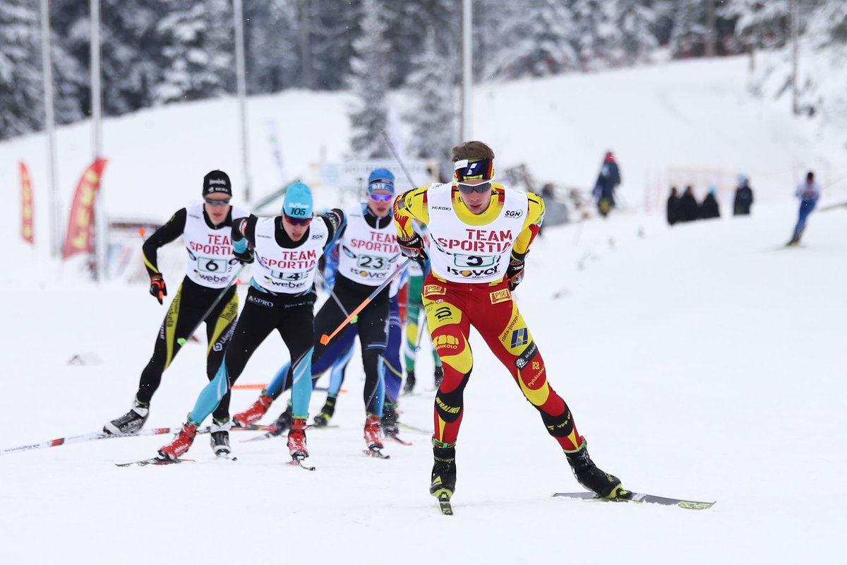 schiihto's tweet photo. Jämin Jänne 1, Skiteam 105 ja Pohti Skiteam 1 voittivat alkueränsä miesten parisprintin karsinnoissa. Finaali alkaa klo 14. Vielä ehtii hyvin kisapaikallekin seuraamaan, ketkä vievät talven ensimmäiset SM-mitalit 🎖
 #smvöyri #schiihto  #hiihto
Kuvat: Heidi Lehikoinen https://t.co/ZSatLL9pd1