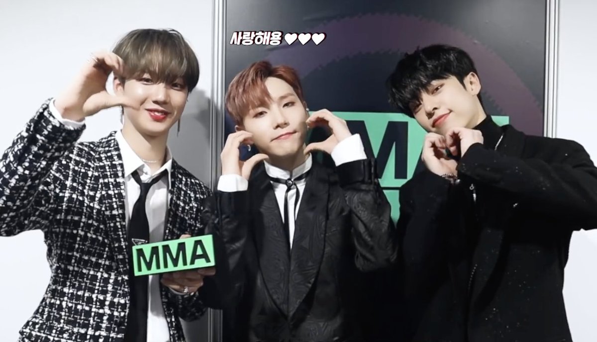 _mymusictaste's tweet photo. ABNEW, are you prepared to see your favs in Berlin? 'Cus they can't wait to see you! 😍 

Grab your copy of AB6IX Album Vol. 1 [6IXENSE] here ➡️  https://t.co/lJx9rrvdYw to automatically be in the running! 

#AB6IX #에이비식스 #AB6IXGlobalFansign #AB6IXinBerlin with #MyMusicTaste https://t.co/SueA7A1W6m
