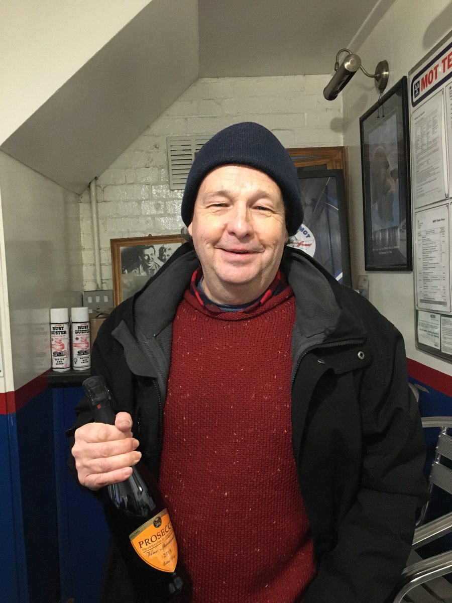 Mr Franks is happy, he’s received the 1st free bottle of Prosecco to celebrate all of our MOT customers TODAY are receiving one! 
#portslademot
#loveyourcustomers
