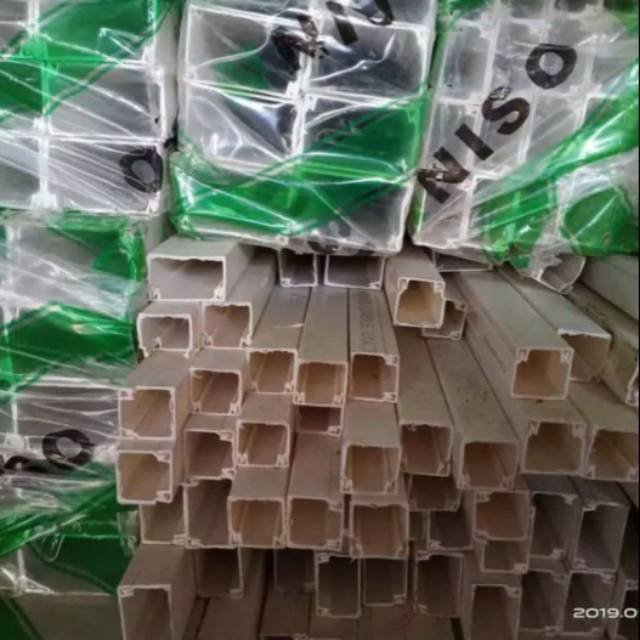 LangiAndi's tweet photo. Saya menjual Kabel dak cable duct 60x60 ducting, tray kabel pelindung kabel seharga Rp22.000. Dapatkan produk ini hanya di Shopee! https://t.co/gMy7JTO9Lb #ShopeeID https://t.co/7RYusGiwoF