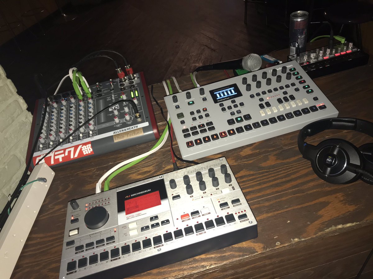 tsubasa303's tweet photo. Red Wing System 444 Quad Taichou Finalです！！
音いい感じですよー！！

#ダブテクノ #大宮 #zerosignal #今までありがとう https://t.co/8rcIYjV9yc