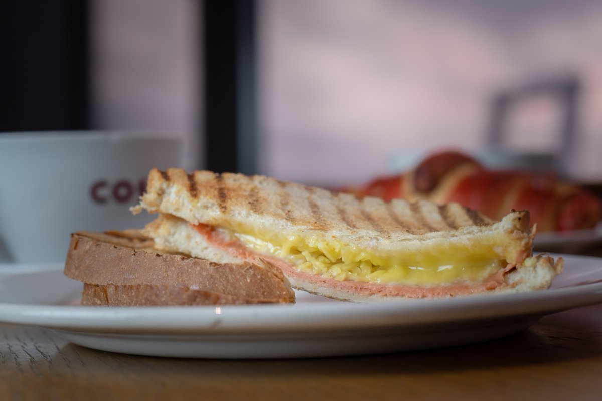 manairport's tweet photo. Everyone has heard of the Ham & Cheese combo, but did you know you can experience this classic made with vegan alternatives in @CostaCoffee's Smoky Ham & Cheeze Toastie? ๐ง Let us know who you will share yours with ๐ Available in @manairport T3. #Veganuary #MANeats #FoodieFriday https://t.co/5Z2rAIsYTV