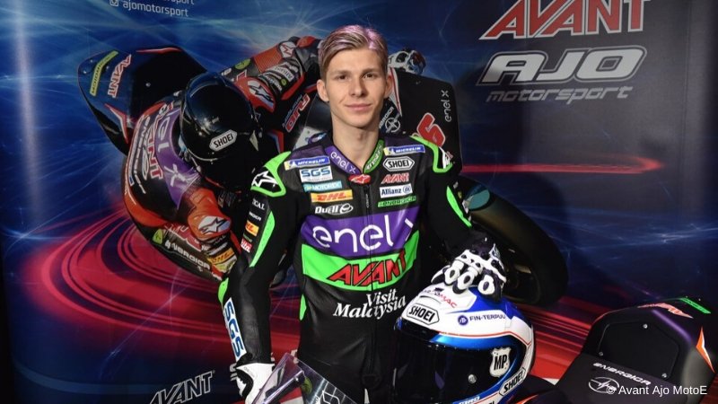 EpaddockIT's tweet photo. Niki Tuuli 🇫🇮 rinnova con il team Avant Ajo MotoE ⚡️
Recuperato dal grave infortunio per la caduta a Misano, il pilota finlandese punta ad un 2020 senza errori per giocarsi il titolo della MotoE
Il post completo su https://t.co/AMdWSbg8jH https://t.co/wmr6bolCvR
#MotoE #NT66 #Ajo https://t.co/xqfbvQcxQY