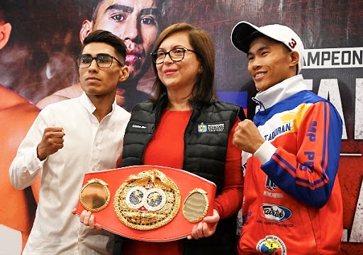 chinomaidanapro's tweet image. Pedro Taduran y Daniel Valladares disputarán el cinturón mundial IBF del peso mínimo. Será transmisión de @ESPNKnockOut para toda América Latina. 
.
.
Mañana sábado: 23:59🇦🇷 - 23:59🇨🇱 - 21:50🇨🇴 - 20:59🇲🇽