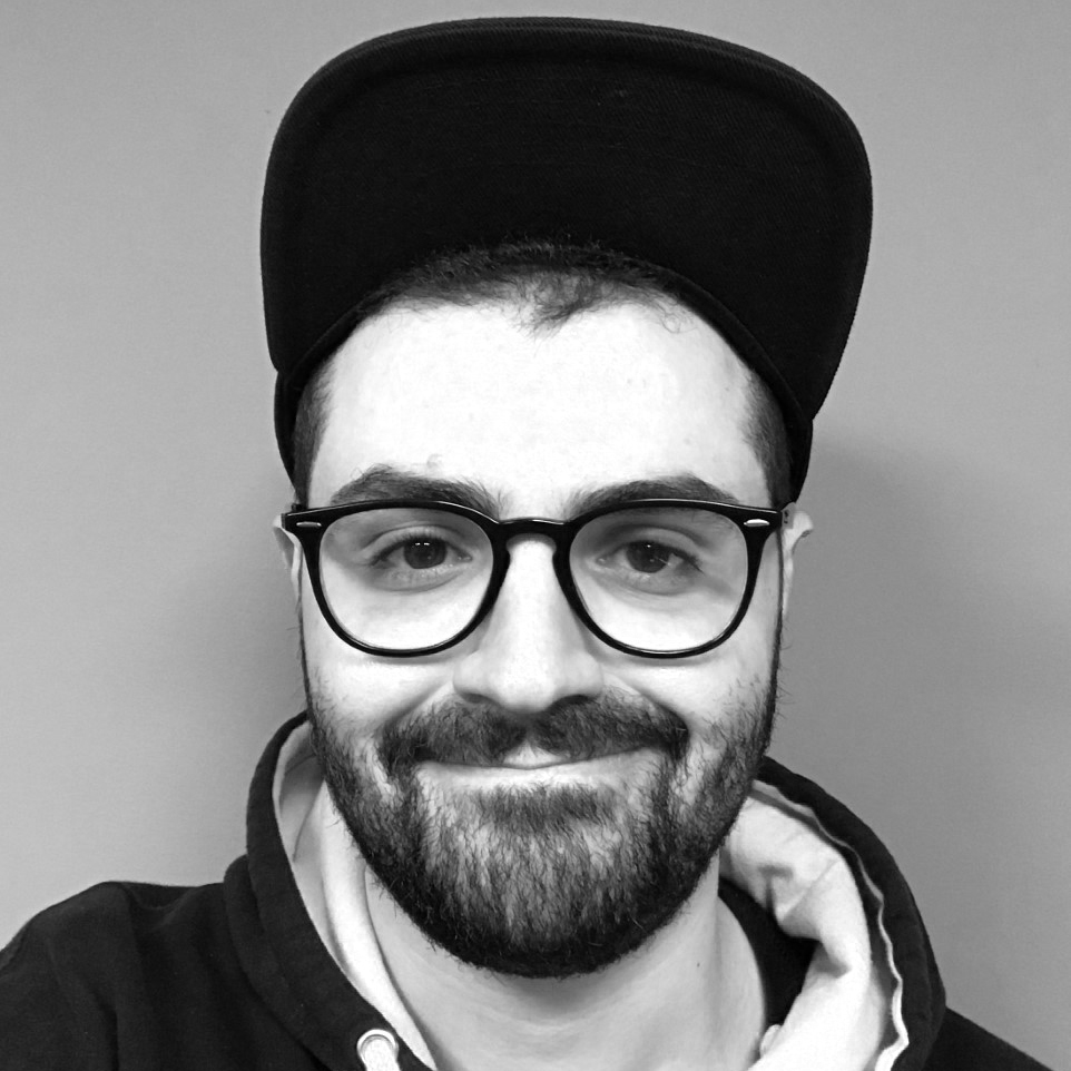 Substance3D's tweet image. Discover the #MeetMAT2 jury members: Raouf Bejaoui started his career as an indie game developer before joining Allegorithmic as a technical artist. He is now Technical Art Director @splashdamage on the upcoming Gears Tactics - bit.ly/2TYRcOL

#gameart #texturing