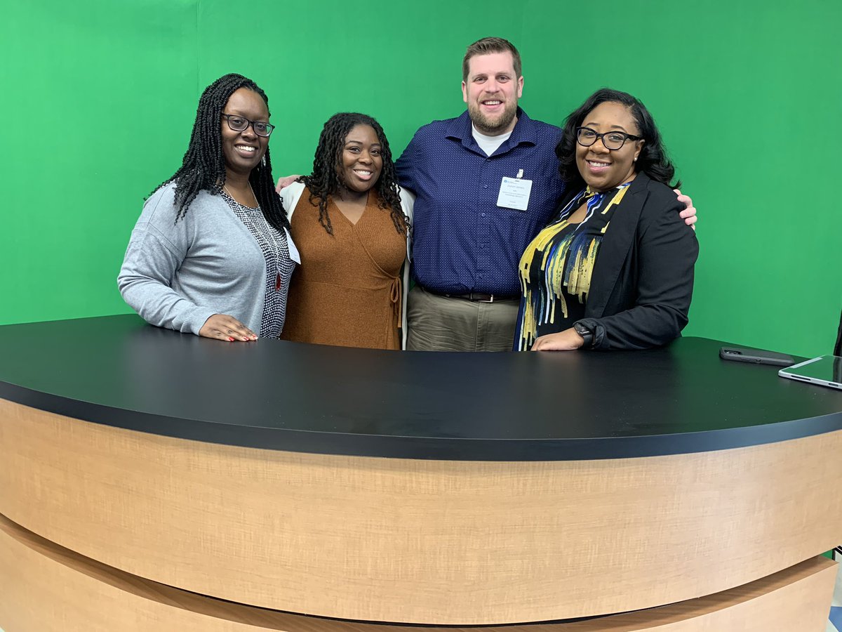 virginiamhcisd's tweet photo. Great time today providing a tour of @ZavalaElemHCISD to  @TeachForAmerica visitors. #wearehcisd #RSLA  @HarlingenCISD https://t.co/D0oReSVUow