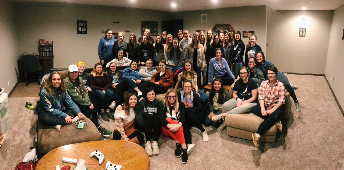 EtaSigSWOSU's tweet photo. SISTERHOOD was a blast!! nothing beats a movie night with great friends and yummy food🤩 #rushetasig https://t.co/pPOKqGnRKb