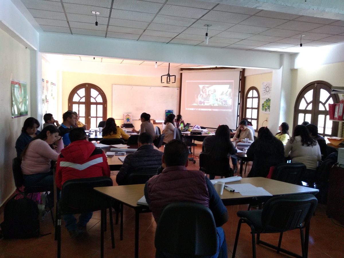 4ta. Sesión Ordinaria de Consejo Técnico Escolar en Centro de Maestros 1309 Tenango de Doria <a href="/fcontinuahgo/">Formación Continua Hidalgo</a> <a href="/BasicaSEPH/">Subsecretaría de Educación Básica SEPH</a> <a href="/centrodemaestr4/">Centro de Maestros 1309 Tenango de Doria</a>