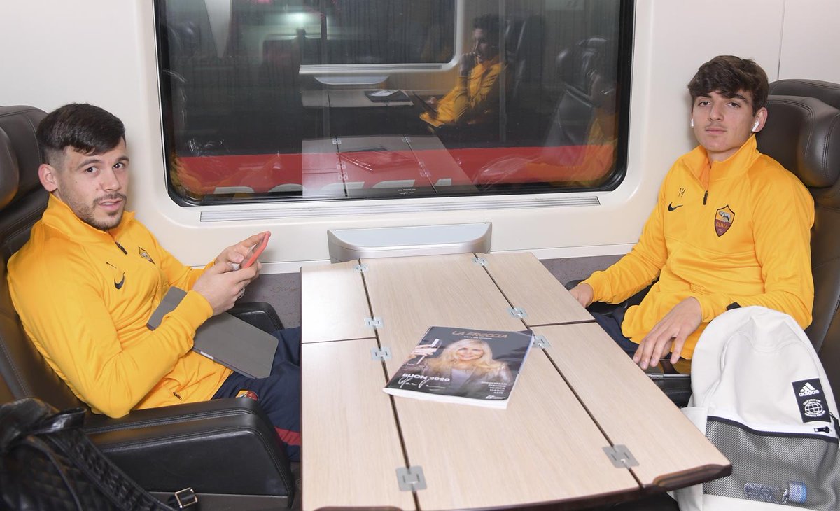 rickmediatz's tweet photo. Njiani ! 🚆
#ASRoma @LeFrecce #SassuoloRoma https://t.co/cTSZ9ASczL
