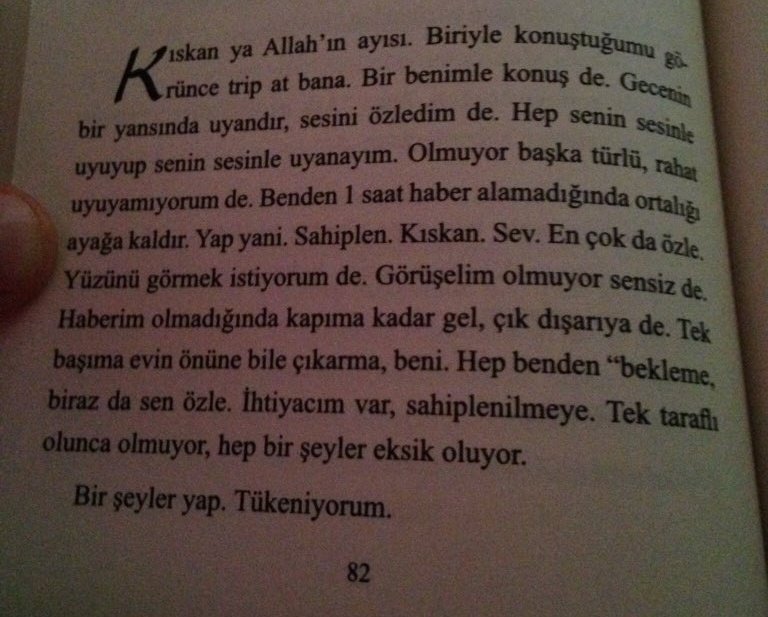 berbatedebiyat's tweet photo. En çok okunan 10 yazar arasına girmeyi başarmış Miraç Çağrı Aktaş'ın kitaplarına bir göz atalım. https://t.co/V8Vikbi7Lm