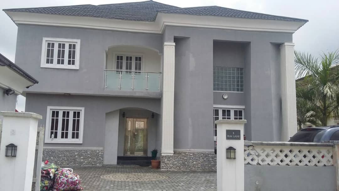 Good Deals 

Well Finished and Furnished 5 Bedroom Duplex with a 2 Bedroom Boys Quarters - all ensuite @ Cooperative Villa Residential Estate, Badore, Lekki - Peninsula, Lagos.
Area: 660 SqMtrs

Price: #100m 
@curacrest @Kingtanda
@chydee @itsTomiwa
@Mvnaaa_