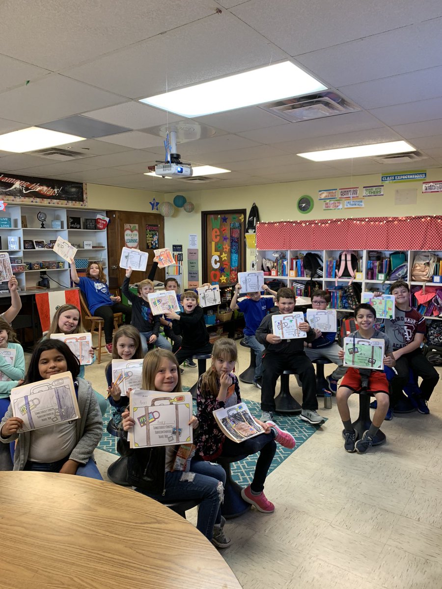 kgraham3rd's tweet photo. 3rd grade “flew” international this morning to different countries to learn about context clues!! #thinkbigKWE @LampasasKWE #contextclues #setthestagetoengage https://t.co/B1c4Gf9yTs