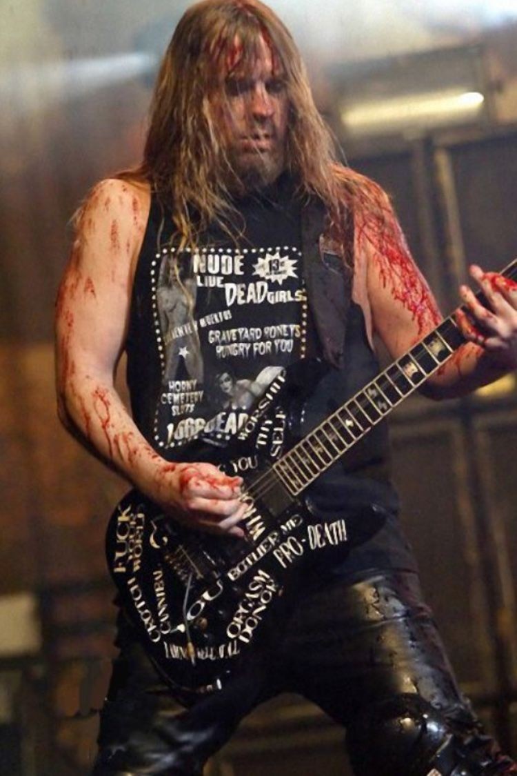 Happy birthday Jeff Hanneman 