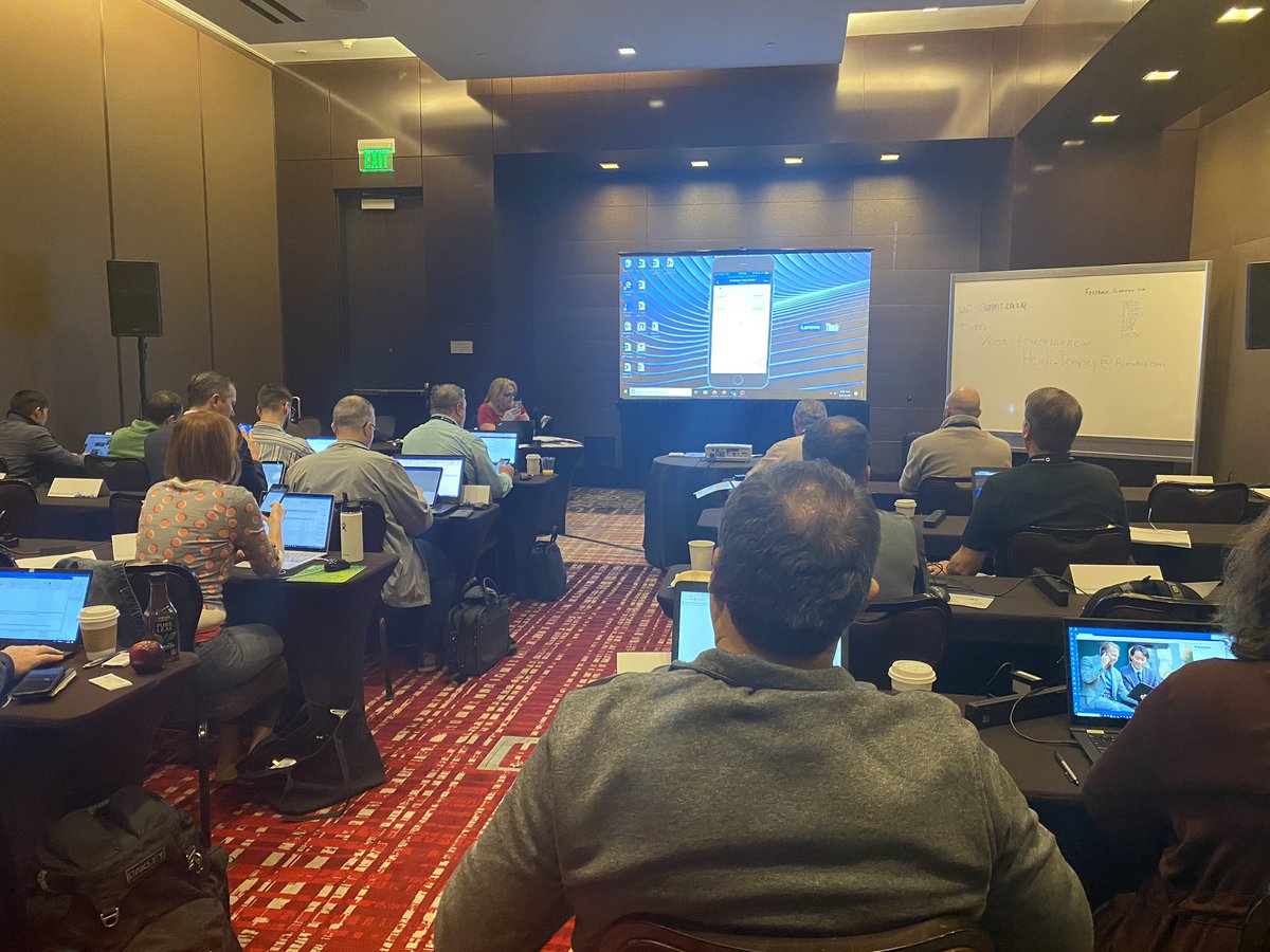DeniseJohnsonTX's tweet photo. Still a full house in #AcumaticaConstruction training!  Certification tests today! @Heidi_L_Dempsey is rocking this training!  #AcumaticaSummit still going strong! https://t.co/2Hb5QmBYIq