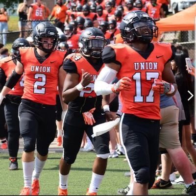 I would like to thank GOD for opening up the door and allowing me to have the opportunity to play the sport I love. I would like to thank my family and All my coaches for helping get to this point and I’m 110% Committed to 🟠Union ⚫️College ⚪️ GO Bulldogs