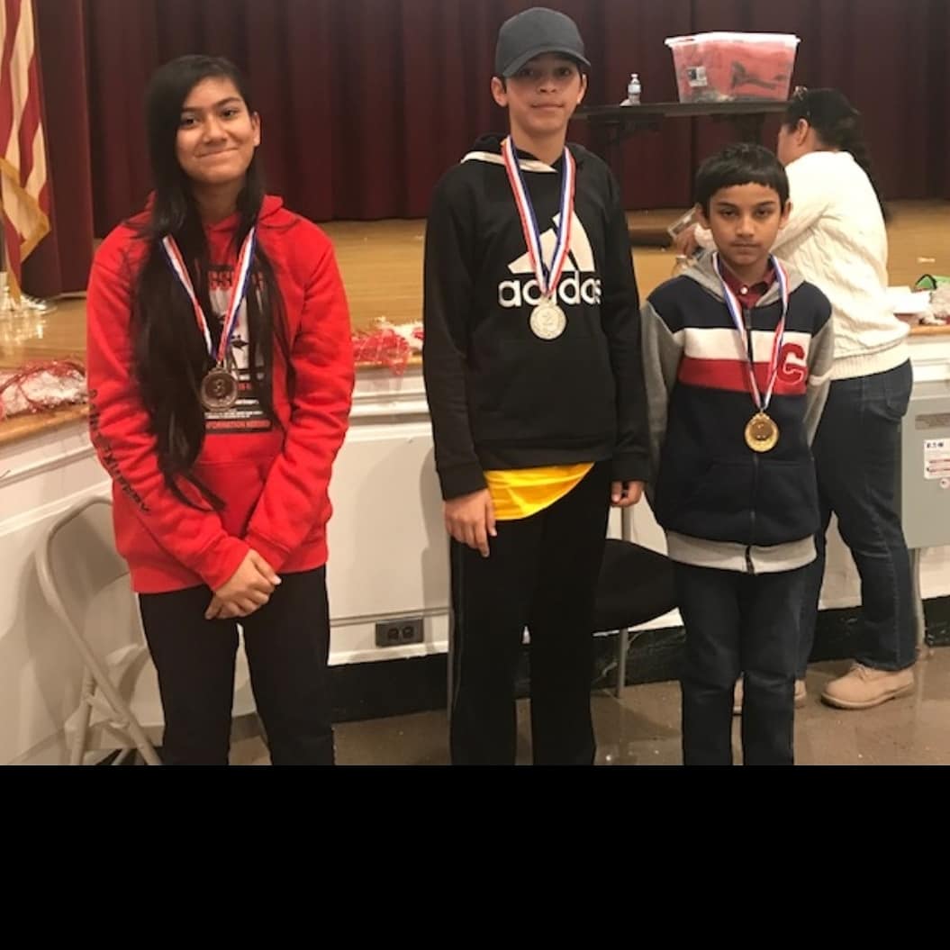 IS238SBA's tweet photo. ♟CHESS TOURNAMENT♟
Our school won best team in both advanced and intermediate categories during the chess tournament at PS176Q this past Saturday, January 25th. #TeamSBA💥
Ashikul A. won 🥇 in Advanced. Intermediate: 🥇Shivaditya D, Sebastian P🥈& Rubaba T won 🥇,🥈, &🥉 https://t.co/tPRqTizg2I