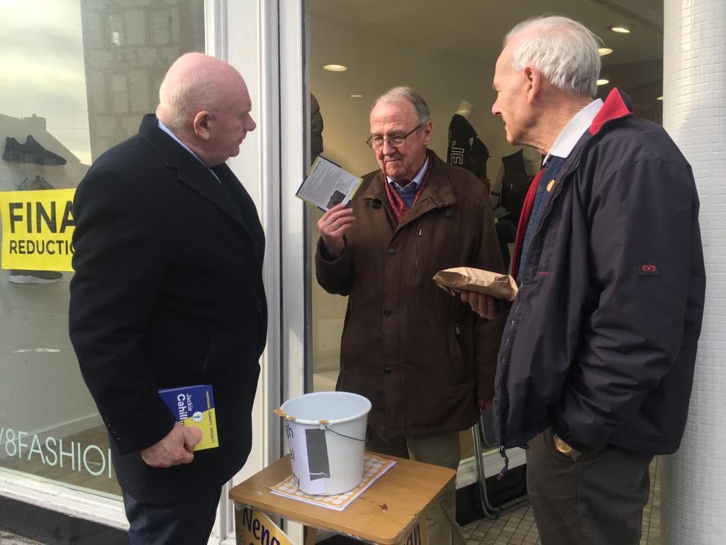 jackiecahillff's tweet photo. Lovely canvass in Nenagh Great business people with a great attitude In Government we must support retailers in Our Town Centres We must also incentivise new business’ to choose a town Centre locations
#votebackjack #Tipperary #Irelandforall #GE2020 @young_meara @TimMaherOrchard https://t.co/t2cSj3lpte