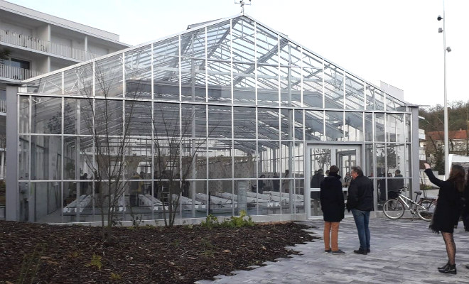 [Métropole] @floirac_33270 : #Cultivons en #ville avec la #serre #Ladéra
<a href="/KanopeeKoncept/">Kanopée Koncept</a> <a href="/AgripolisOrg/">Agripolis</a> aqui.fr/metropole/floi…