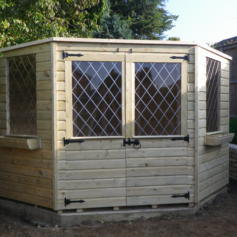 headsheddie's tweet photo. Perfect for a spare corner of your garden, 5 sided with a pent roof #theshedfactorykent 01732 823455 https://t.co/dxHheuZHj0