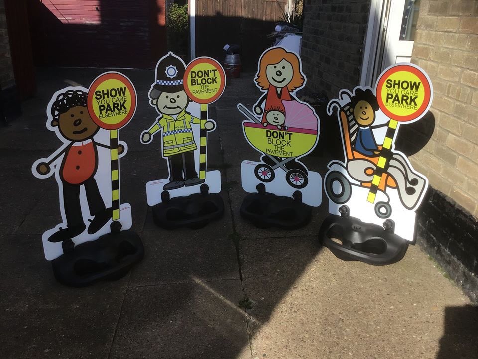 winker_watson's tweet photo. Great to see @MyCliftonEast Councillors ready for the challenges of 2020, @CllrMariaWatson @CllrKirstyJones and @CllrKevinClarke are fully committed to insure the safety of our children and the #AirThatYouBreath @School_RdSafety #TurnYourEngineOff ❤️ #CommunityFirst @CPOSouth ❤️ https://t.co/aNukERpzXb