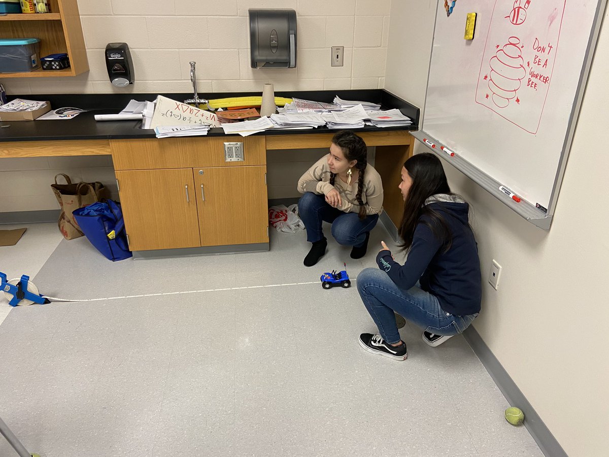BoydPhysics's tweet photo. #physicspham investigating distance and time relationships with the tumble buggies! #physicsaf https://t.co/1LS82lWTmj