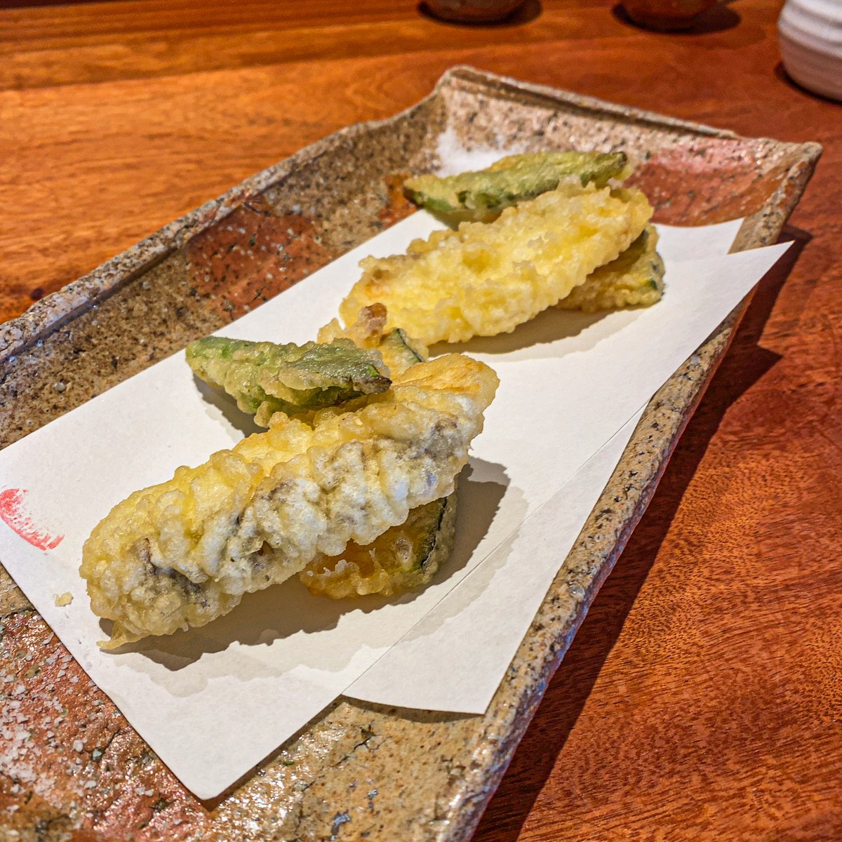 ／
和歌山の鮮度抜群の旬魚介🐟
＼

【蕎麦と魚 銀平】

恵比寿ガーデンプレイスタワーの38階🏨

和歌山に創業し約50年の老舗料理店😀
和歌山県の箕島漁港より直送で仕入れる鮮度抜群の旬魚介🐟

「手を加えすぎず旬の魚の美味しさを引き出す」という信念のお料理🥢