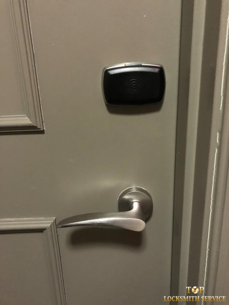 TopLocksmithMD's tweet image. Top Locksmith is Maryland's most professional and high quality locksmith service provider. toplocksmithservice.com 301-685-1185 #MarylandLocksmith #MarylandLocksmithServices #Locksmith #Maryland #RockvilleLocksmith #BestLocksmithinMD