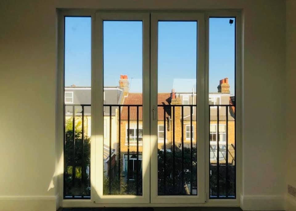 berry_construct's tweet image. New installation of French doors with a Juliet balcony in tooting #tooting #julietbalcony