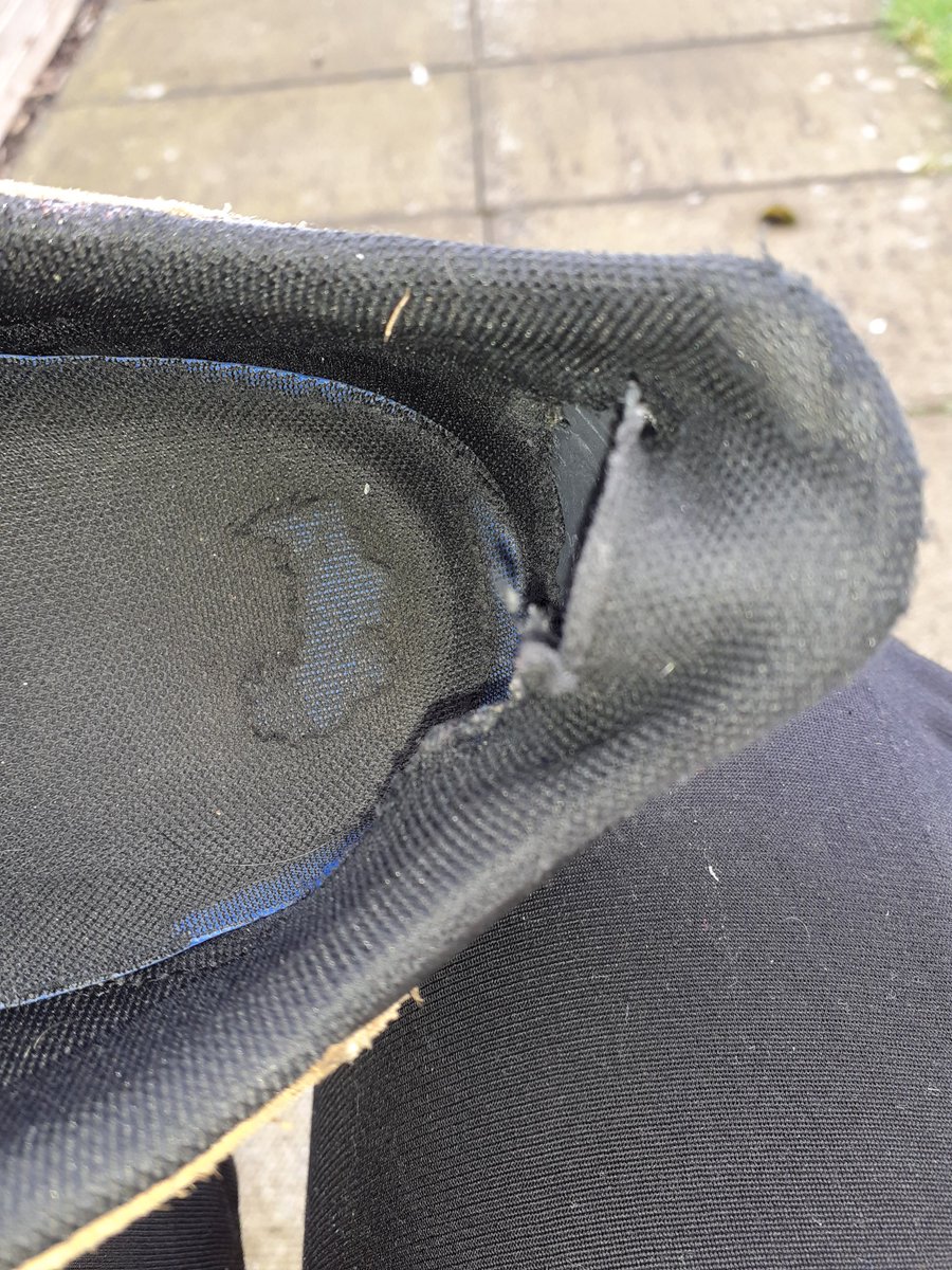 MasterJake1996's tweet photo. Anyone want to buy my trashed shoes? Dm me #shoefetish #shoesniff #trashed #trashedfetish #usedfetish #trashedshoes #usedshoe #wornshoes https://t.co/sTRrNaXRGU