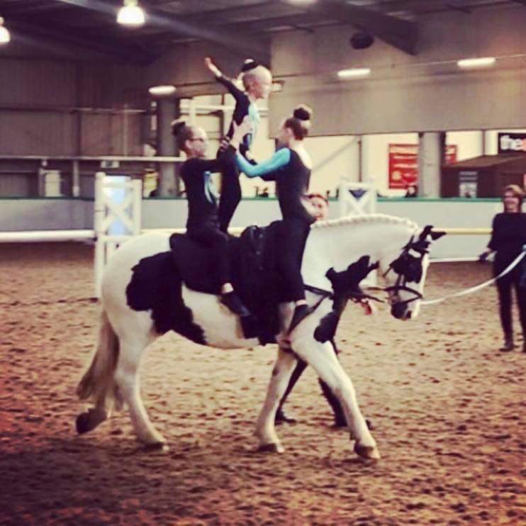 We’re super excited to announce that the fantastic Happy Hooves Vaulting Club will be thrilling the crowds in the Main Ring at #Skelton2020😃😃🐴🐴🤸‍♀️🤸🏿‍♂️🤸🏼☀️☀️🍾 Saturday 4th July at Hutton in the Forest!!
See you all on Show Day😃