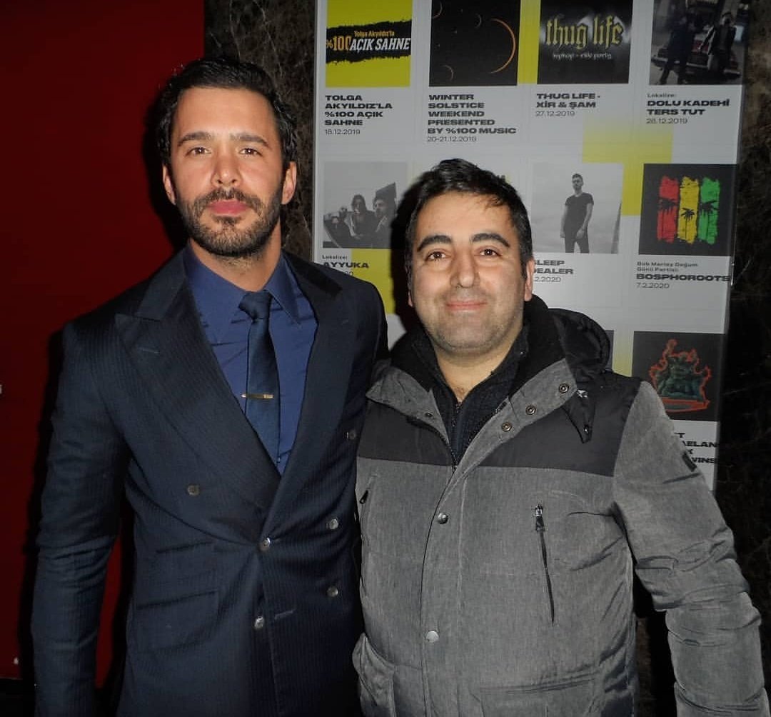 Eltilerin Savaşı filminin dün geceki galasından Barış Arduç 😍
<a href="/baris_arduc/">Barış Arduç</a>
#BarışArduç