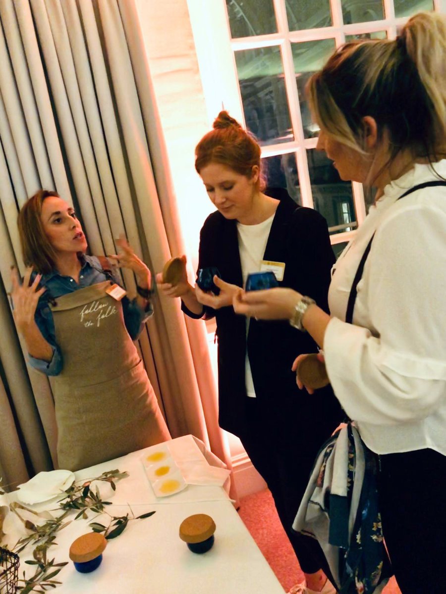 FollowtheFolk's tweet photo. Such a pleasure to be here in London with at DESTIN-ATE, hosted by @LeadingHotels. We gave away tastings of some of the best olive oils from the Spanish countryside (organic, cold-pressed, extra-virgin of course!). #foodtourism #mice #incentives #experiences #sustainability https://t.co/LuXjxAUBbw