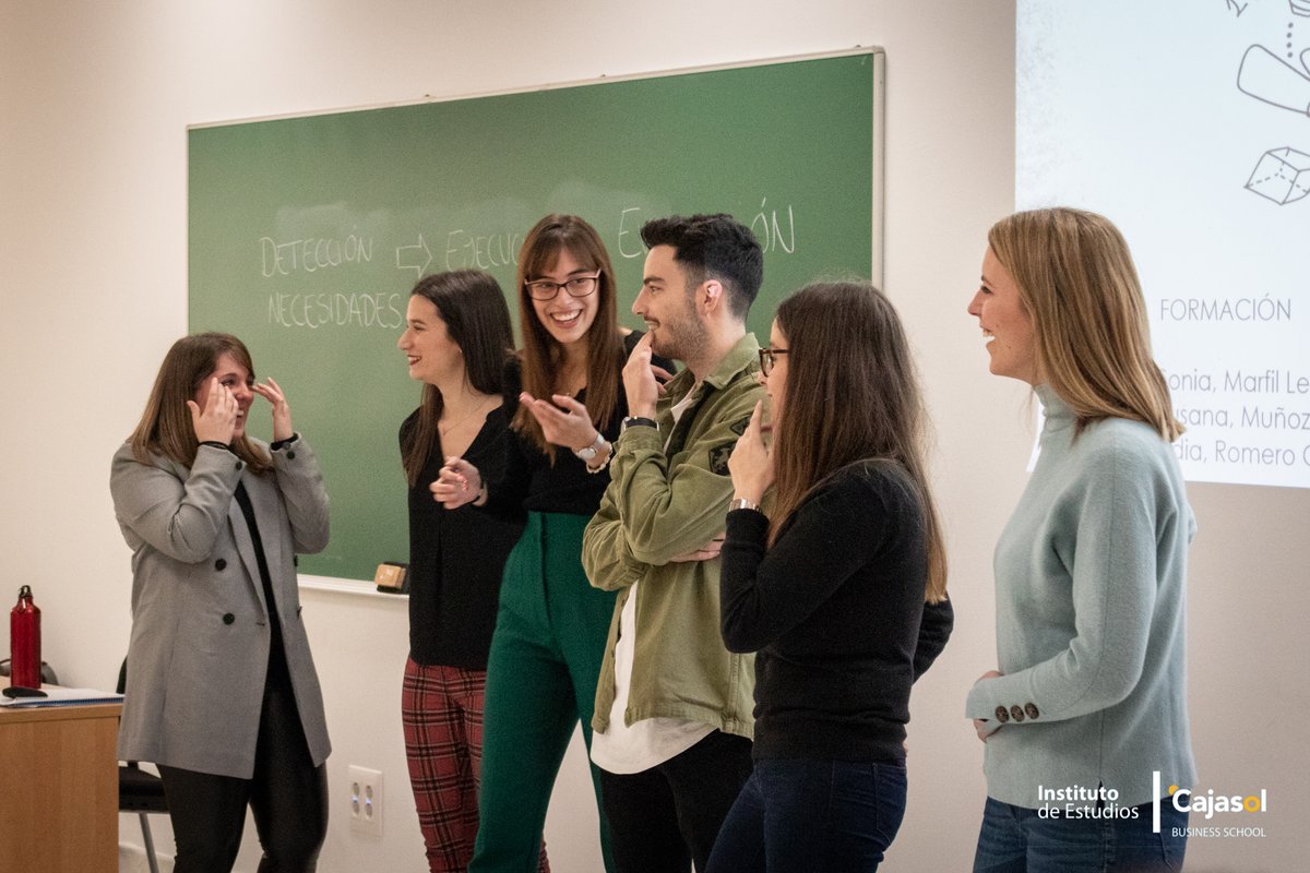 iecajasol's tweet photo. Los alumnos del #Máster en Gestión de #RecursosHumanos del @iecajasol han realizado una sesión autoimpartida sobre 'Formación' junto a la profesora Irene Díaz Rodríguez, consultora de #RRHH en formación y control ▶https://t.co/K1dlQlEPHL

🌐https://t.co/bf0AgcLVFi
☎️ 954890300 https://t.co/6Zx4B9tYGP
