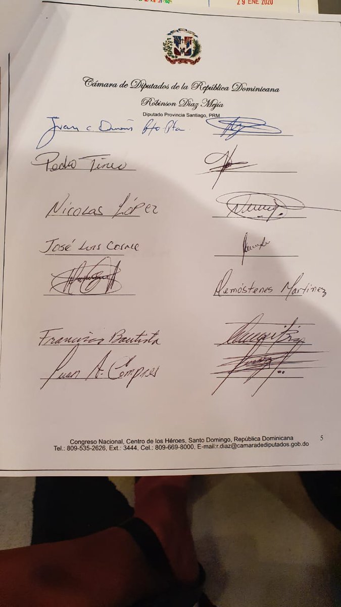 AmeliaDeschamps's tweet photo. Con la aprobación de más de 40 diputados la solicitud será presentada la próxima semana.
📌Se recuerda el tema salió a la luz pública luego de las denuncias realizadas por los periodistas @AliciaOrtegah
Y @mzapete.
#GonzaloCastillo
#Asimra
#Corrupción https://t.co/Vow4bzOa10