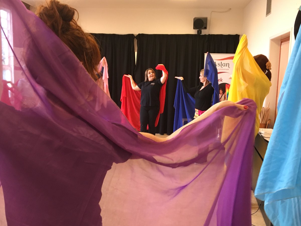 We zijn per direct op zoek naar enthousiaste freelance vakdocenten muziek en vakdocenten theater voor het primair en voortgezet (speciaal) onderwijs. Check de vacature: aslanmuziek.nl/over-ons/vacat…