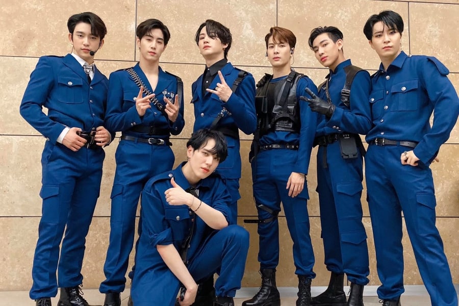 soompi's tweet photo. #GOT7 Postpones Concerts In Bangkok And Singapore Due To Coronavirus  https://t.co/QfTwrXv5sH https://t.co/2WAef7dQ1I