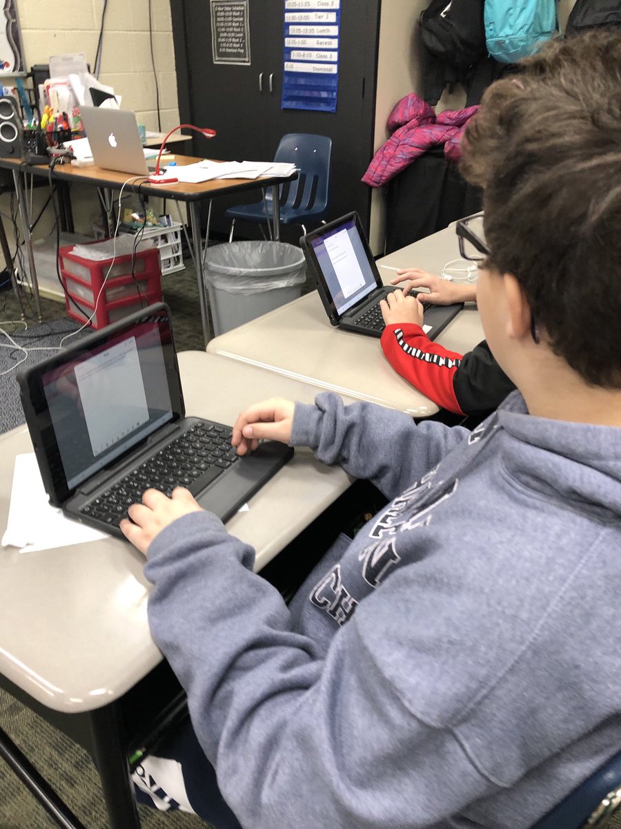 JackiMcKinney2's tweet photo. Should animals be kept in zoos? Students are debating through a Canvas discussion for our persuasive writing unit.
#TweetThatTechYES https://t.co/kf9lyQMxx6