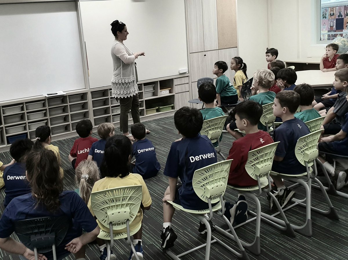 Adam88Patterson's tweet photo. @ais_singapore Elementary counselling team talk to every new child  to touch base and see how they are settling in. #weareais #cognitaway #ourtribe #lovecarerespect #singapore #primaryschool https://t.co/Wr2LjrumAh