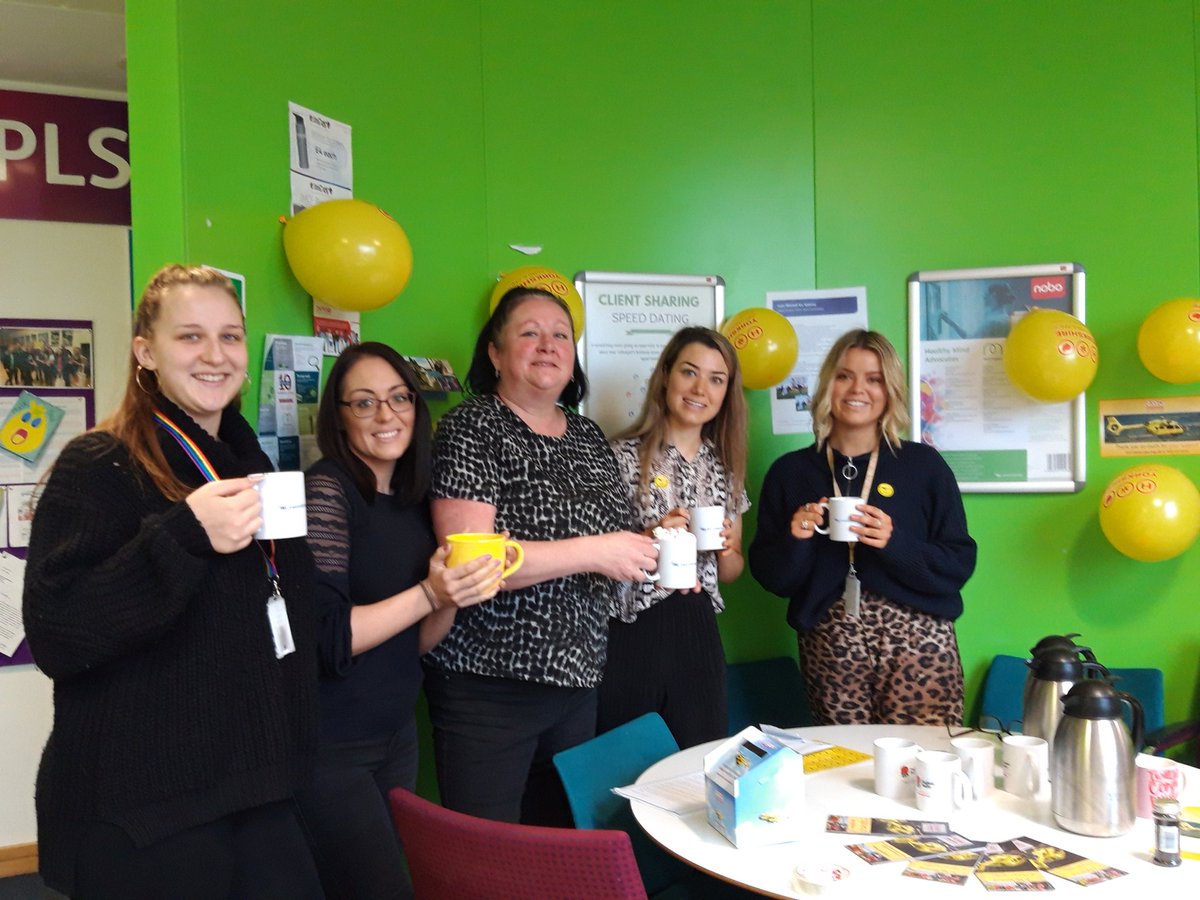 CathrynGodfrey's tweet image. Enjoying our hot chocolate @irwinmitchell # Leeds office bought to raise funds for @YorkshireAirAmb on #NationalHotChocolateDay