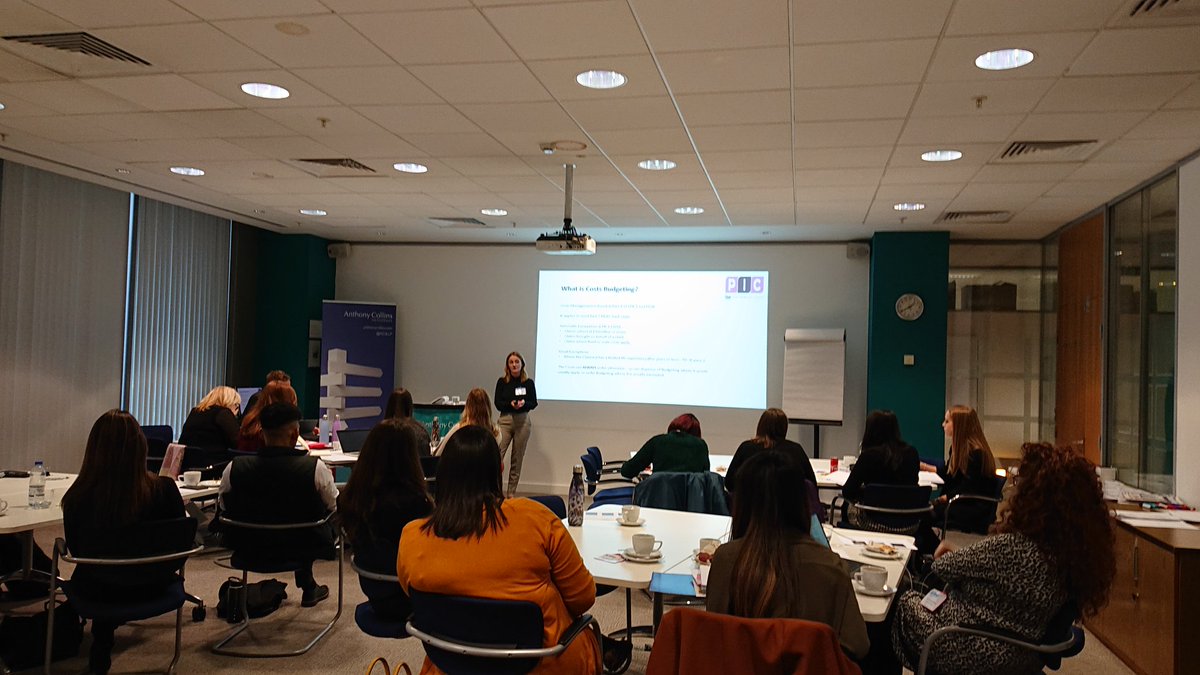 AdrianLawCosts's tweet photo. A marvellous 2nd day of the #avmaClinNegBasics @AvMAuk
And now presenting on Costs Budgeting is my colleague Michelle Walton and a quick plug from me for the @PIC_Legal 2020 Magazine Awards especially for the Clinical Negligence Rising Star award applications close 22.05.20 https://t.co/FfrsOt0C3t
