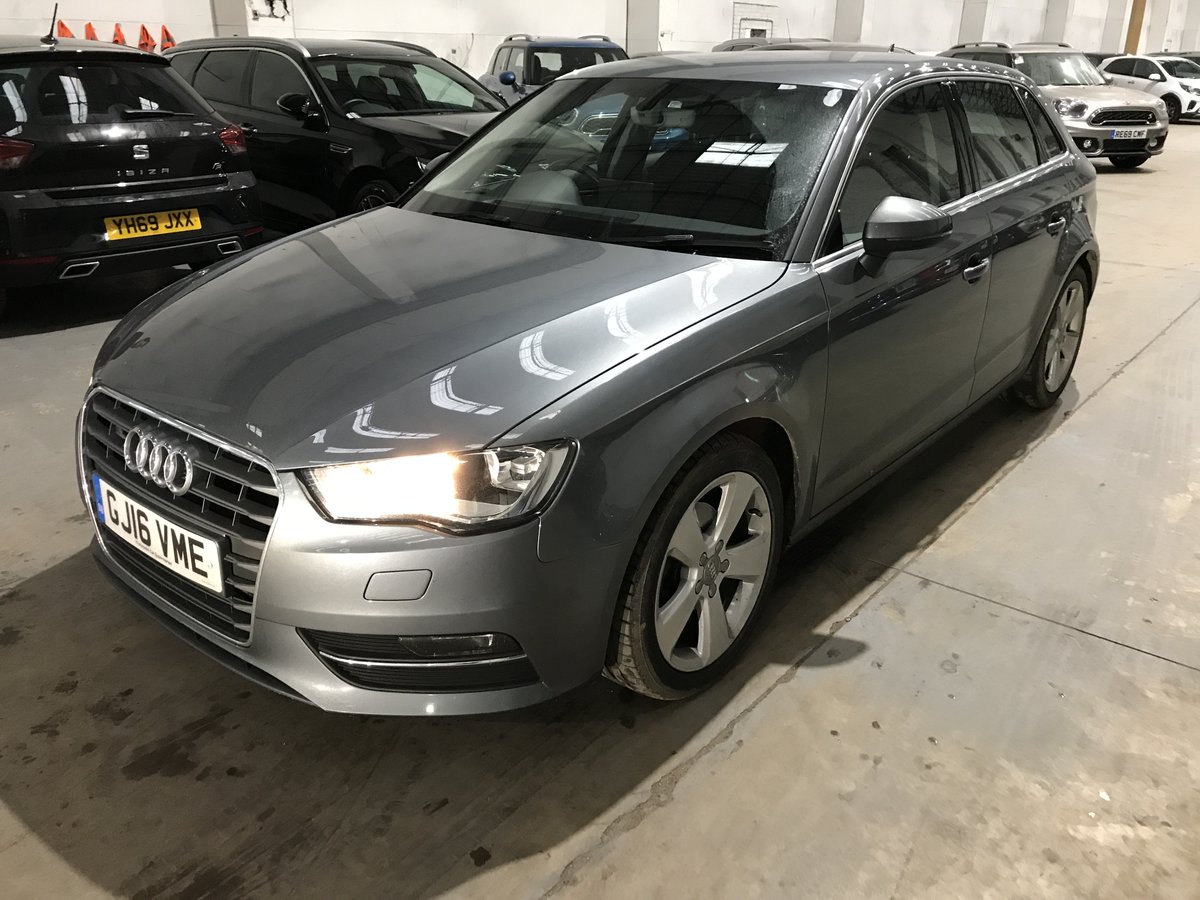 Dealertrade_UK's tweet photo. A pair of lovely metallic grey German Hatchbacks being offered today from the Mike Brewer Motors Network. #tradetotrade #trade2trade #motortrade #usedcars #motorhappy #motorhour #dealers #trade #underwriting #cars #dealertrade #auction https://t.co/eCqaBlwBGl