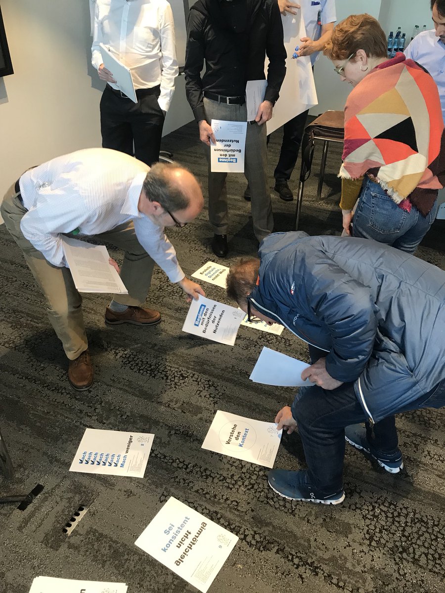 andreasamsler's tweet photo. #Designprinzipien für Behörden in Action 🤗! #Gruppenarbeit https://t.co/0MT2rA1iRt