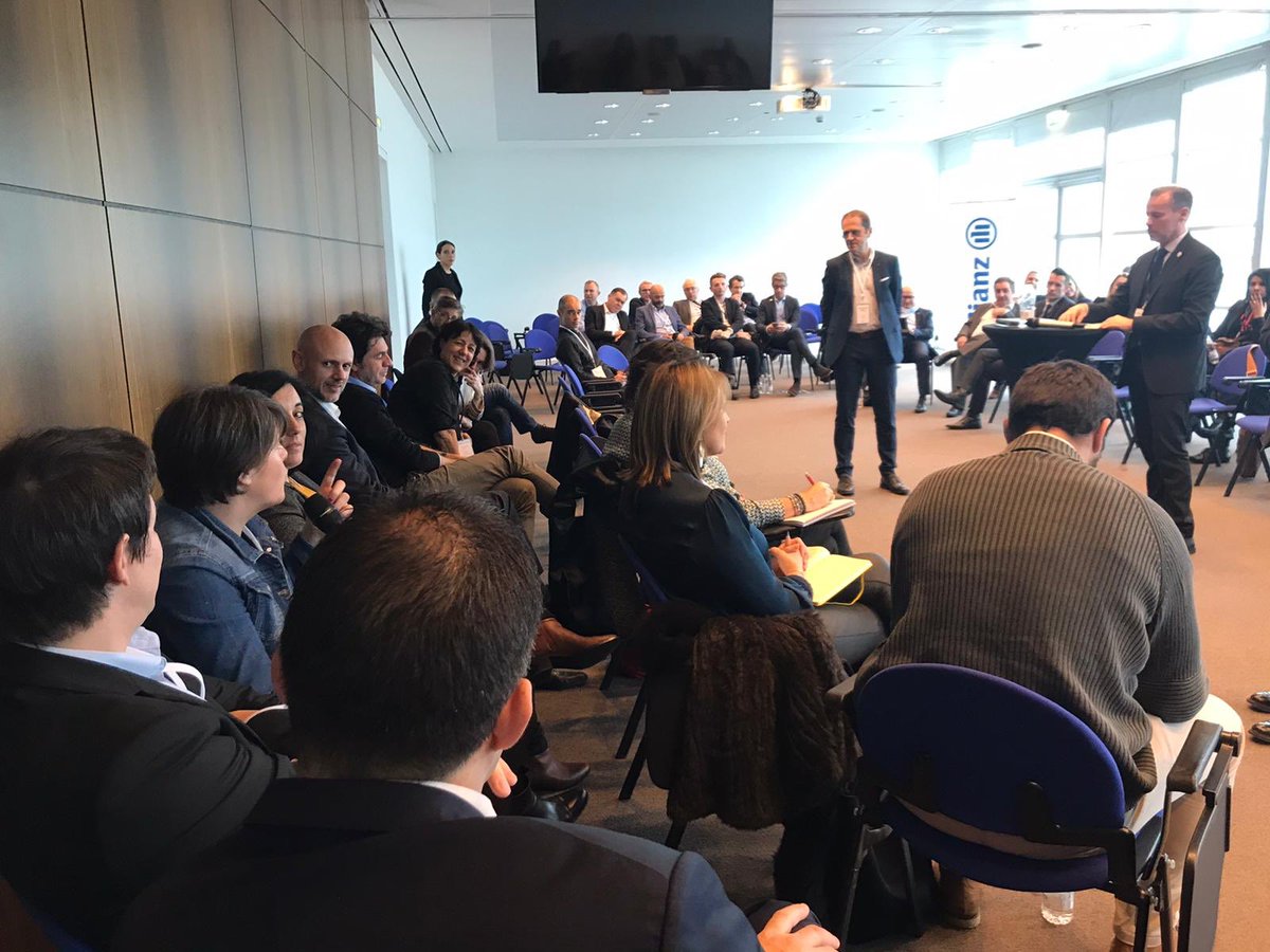 Session #2 des Rencontres Agents 2020 à Bordeaux avec 3 ateliers thématiques d’échanges avec nos #AgentsGénéraux :  - Service clients - Plan informatique Allianz - Plan commercial 2020 
👏 à tous les experts mobilisés 👍Fabien Wathlé  #Innovation #IT #Assurance #RelationClient