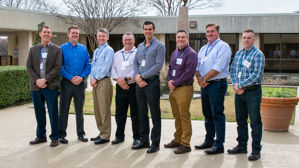 envoyaircareers's tweet photo. These eight are going for great. Congrats to the newest American Airlines pilots!
#TeamEnvoy #AATeam #HereWeFlow https://t.co/XXvuwblZ3p