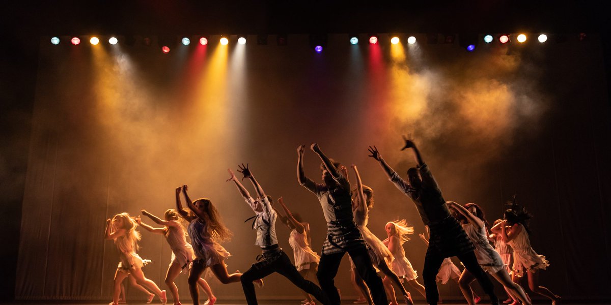 Dance_4's tweet photo. Are you reliable and enthusiastic aged 18+? If so #Udance2020 are looking for volunteers for #Ndance, #TrueMotion and #Episodes!

If you are interested in dance, performing arts or event management and want to enhance your CV, then click here https://t.co/IzDUrEeS1N https://t.co/dJOtdkmSlY