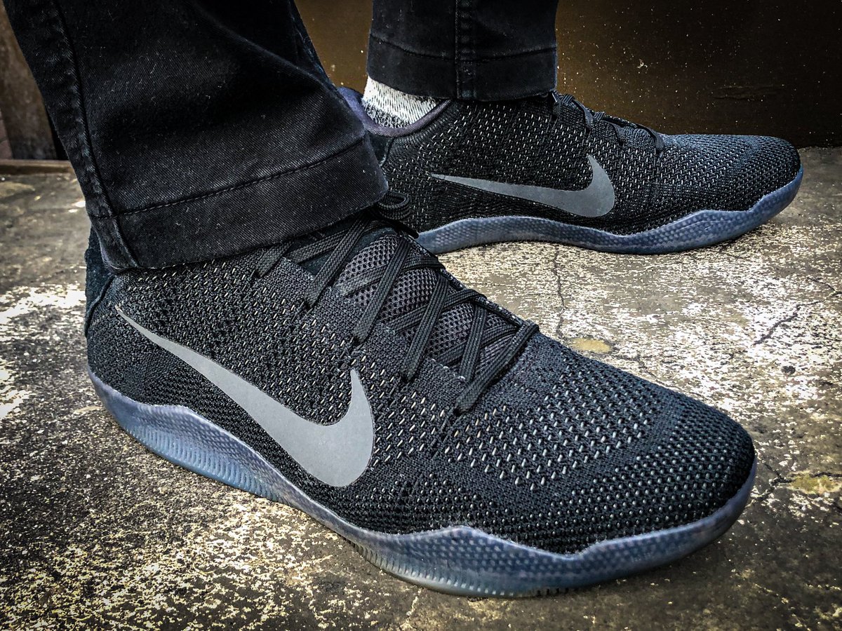 kobe 11 elite black space