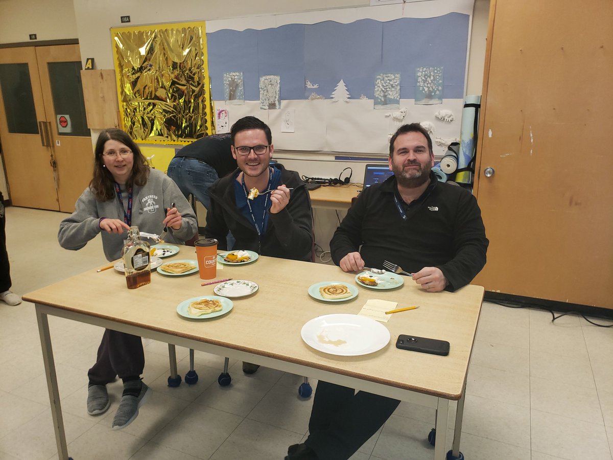 Weekly DS cook off. 
On the menu today home made waffles :) 
@OrchardParkPS