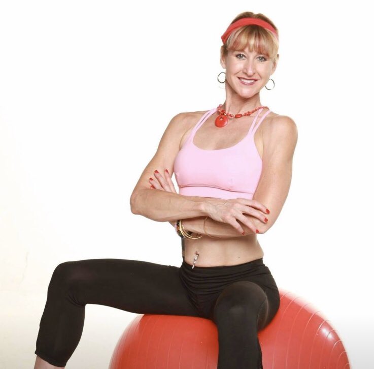 BalloFlex's tweet photo. #FindYourself #fitness #modivation #workoutmotivation #FridayFeeling https://t.co/aeERIUc8DW